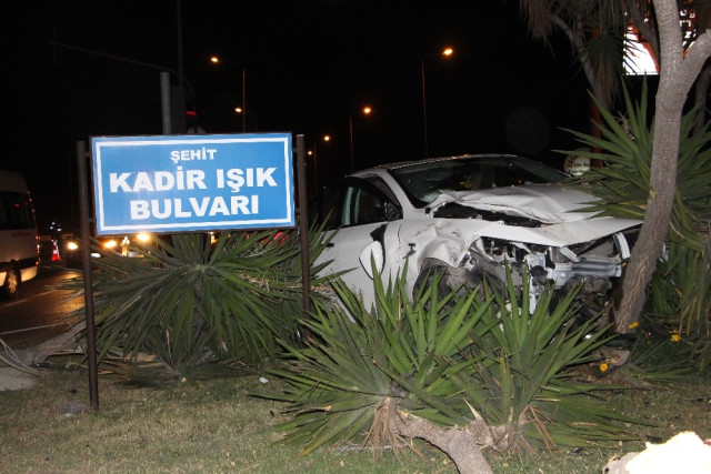 Manavgat’ta Trafik Kazası: 3’ü Çocuk 8 Yaralı