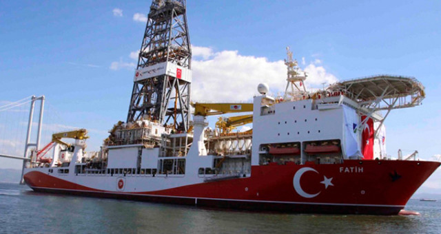 Türkiye’nin İlk Sondaj Gemisi ‘Fatih’ İlk Seferine Çıkıyor