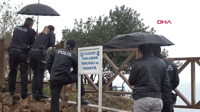 Antalya Cezaevindeki Babasıyla Telefonda Görüşünce İntihardan Vazgeçti