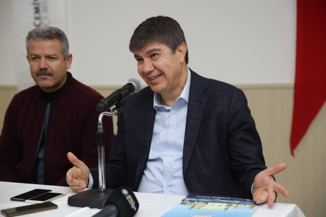 Türel’den Üniversite Öğrencilerine Üst Geçit Müjdesi