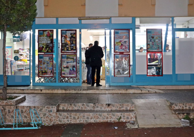 Zincir Markette Gaspçı Dehşeti