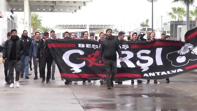 Beşiktaş Kafilesi, Antalya’ya Geldi (2)