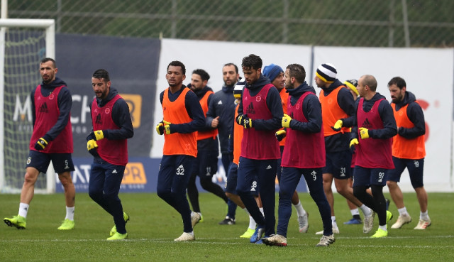 Fenerbahçe’de Kapılar Kapandı