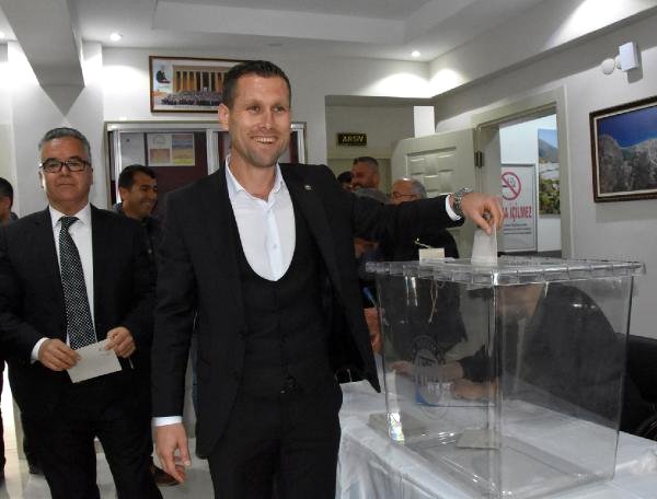 Amatör Futbolcu Ziraat Odası Başkanı Oldu