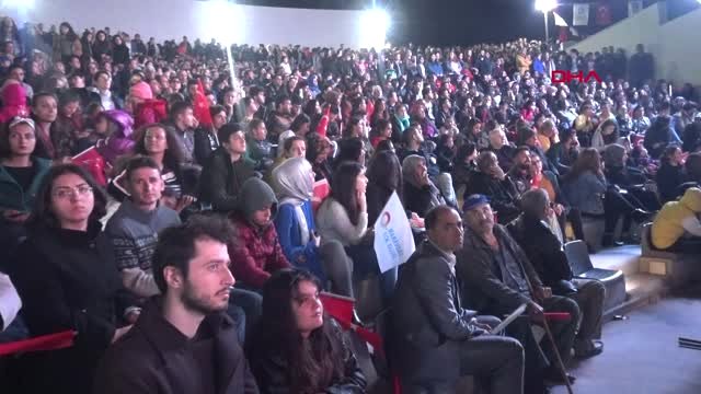 Antalya Türkbeleni Demet Akalın Konseriyle Açıldı