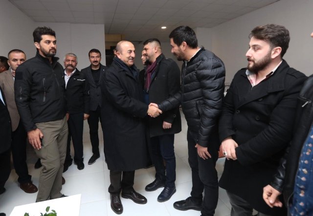 Dışişleri Bakanı Çavuşoğlu’dan Alanya’da MHP Seçim Merkezine Ziyaret