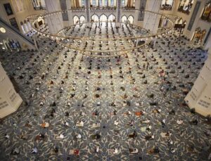 Antalya bayram namazı saat kaçta? Antalya bayram namazı saati! Bayram namazı ne vakit, saat kaçta?