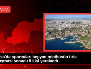 Manisa’da güreşçileri taşıyan minibüs tırla çarpıştı: 9 yaralı