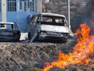 4 gündür yanan Karşıyaka havadan görüntülendi! Görünüm yürek yakıyor