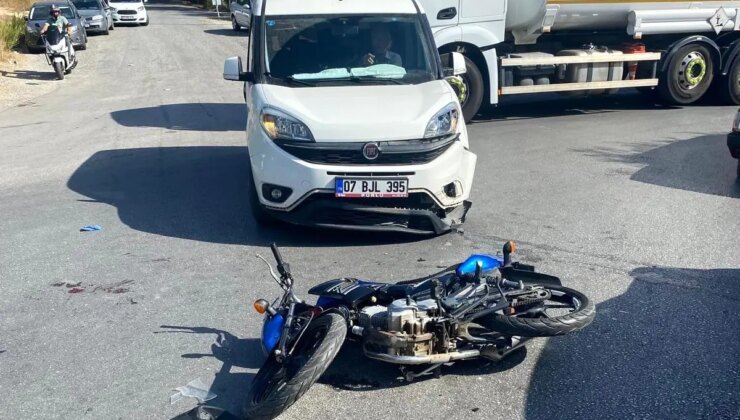 Manavgat’ta Trafik Kazası: Motosiklet Şoförü Yaralandı