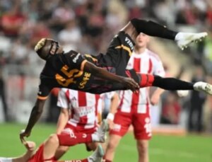 Victor Osimhen dünyanın en düzgün futbolcusu mükafatı için nasıl oy verilir ( IFFHS )?